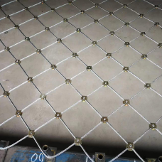 Сетка нержавеющая тросовая со скобочным креплением и ромбической ячейкой Н7 7х7 AISI 316 20х35х1 мм